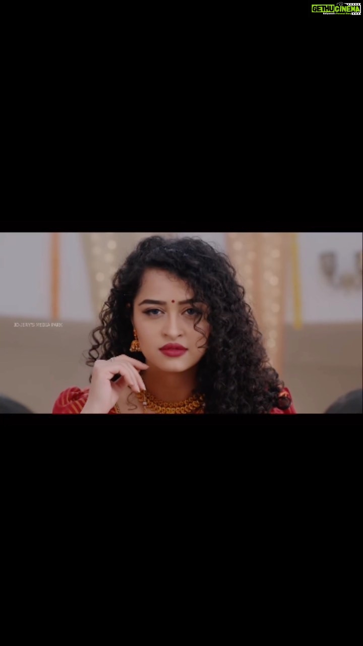 Apsara Rani Instagram - Brand- Velavan sarees Chennai Ad director- JD Jerry @dir_jdjerry