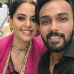 Arav Instagram - நண்பன் ஒருவன் வந்த பிறகு விண்ணை தொடலாம் உந்தன் சிறகு வாணுக்கும் எல்லை உண்டு நட்புக்கில்லையே . . . . . . . . #reunion #friendship #friendshipgoals #harishkalyan #BinduMadhavi #ganeshvenkatram #sujavarunee