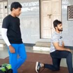 Arav Instagram – To make the Railway station sequence intense and interesting, we had to do a lot of real action and parkour run. A lot of training sessions goes beyond every stunt sequence.

Thanks to my stunt director #ShakthiSaravanan Master , his assistants Priyan ,Harish and the whole team.

#KalagaThalaivan #action #actionsequence #stunt #behindthescenes