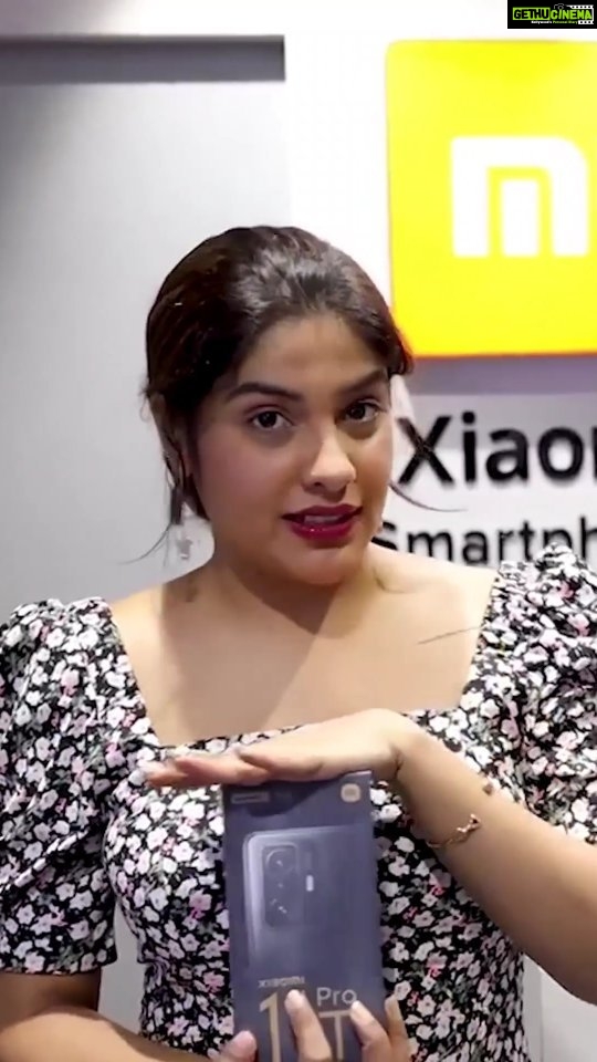 Archana Kavi Instagram - Ever heard of a hyperphone? I got lucky enough to be the among the first buyers of Xiaomi 11T Pro, which is a premium flagship device from them. Thanking @mistudio.kochi & @raze_niz for having given me a chance to join the Xiaomi Family. #Xiaomi11TPro #Hyperphone #Hypercharge #Hypersound #Hyperdisplay #Xiaomi #smartphone Kochi, India
