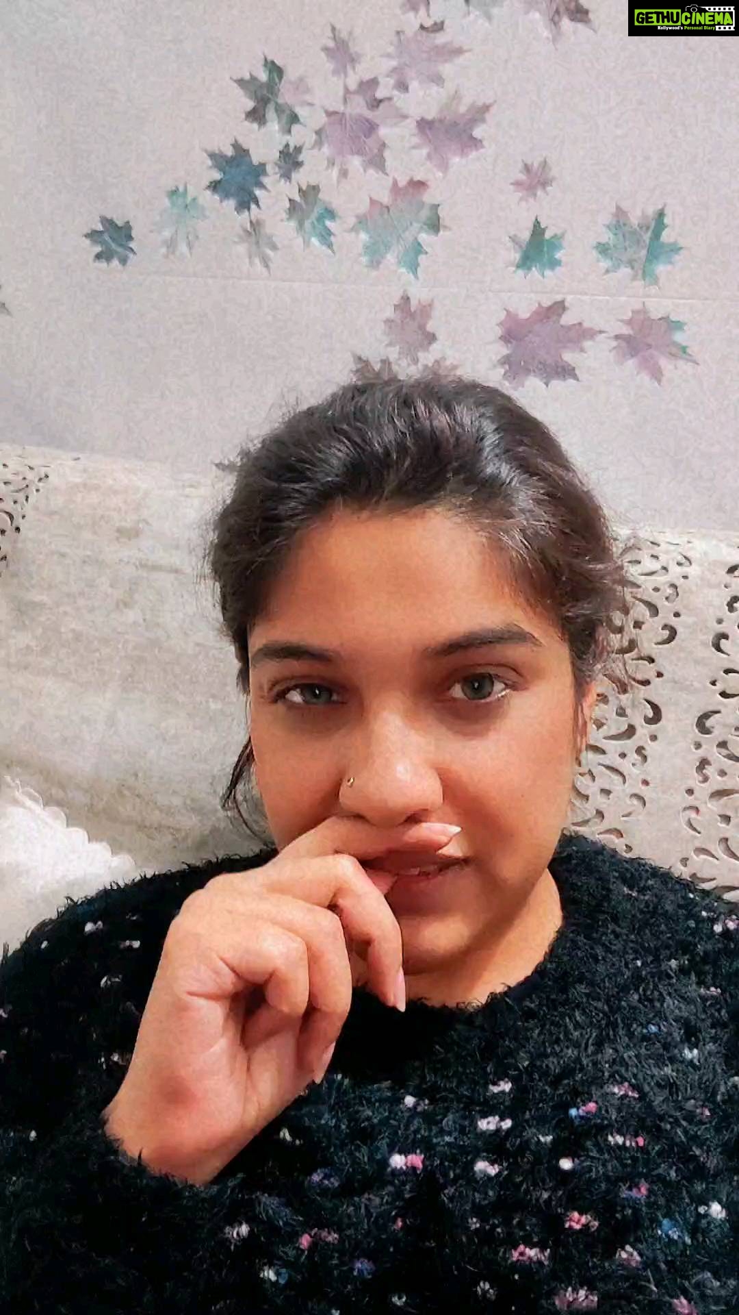 Archana Kavi Instagram - What do you think? Pretty friends stay away... . . #brideproblems #wedding #whyfriendwhy #sweetheart Delhi, India