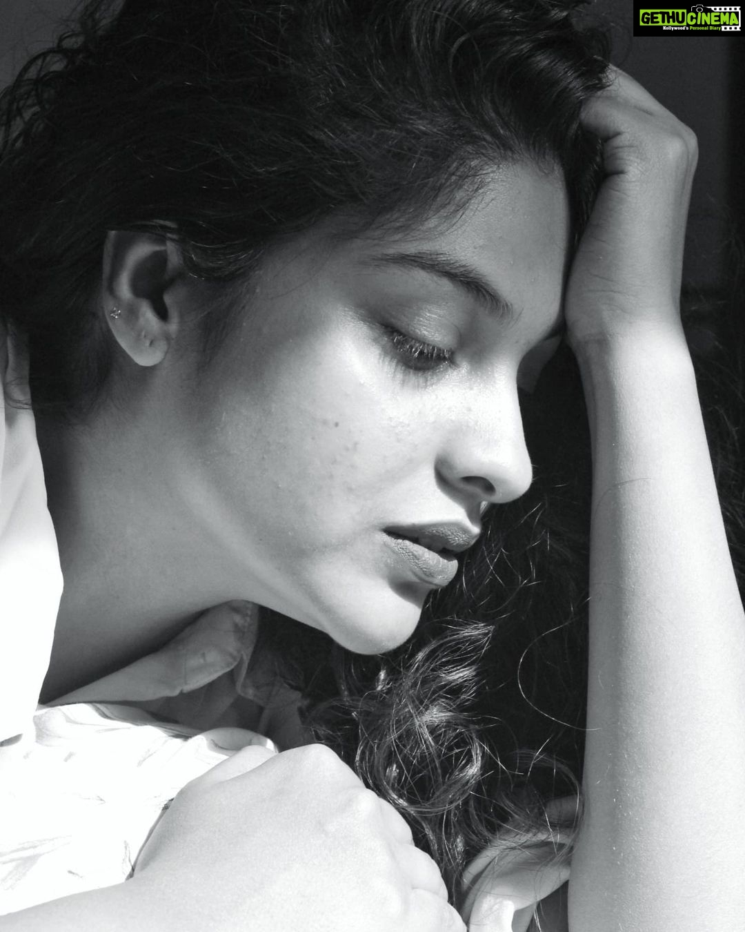 Archana Kavi Instagram - 📸 @nyctophili_an . . #blackandwhite #photooftheday #photo #photography #photoshoot