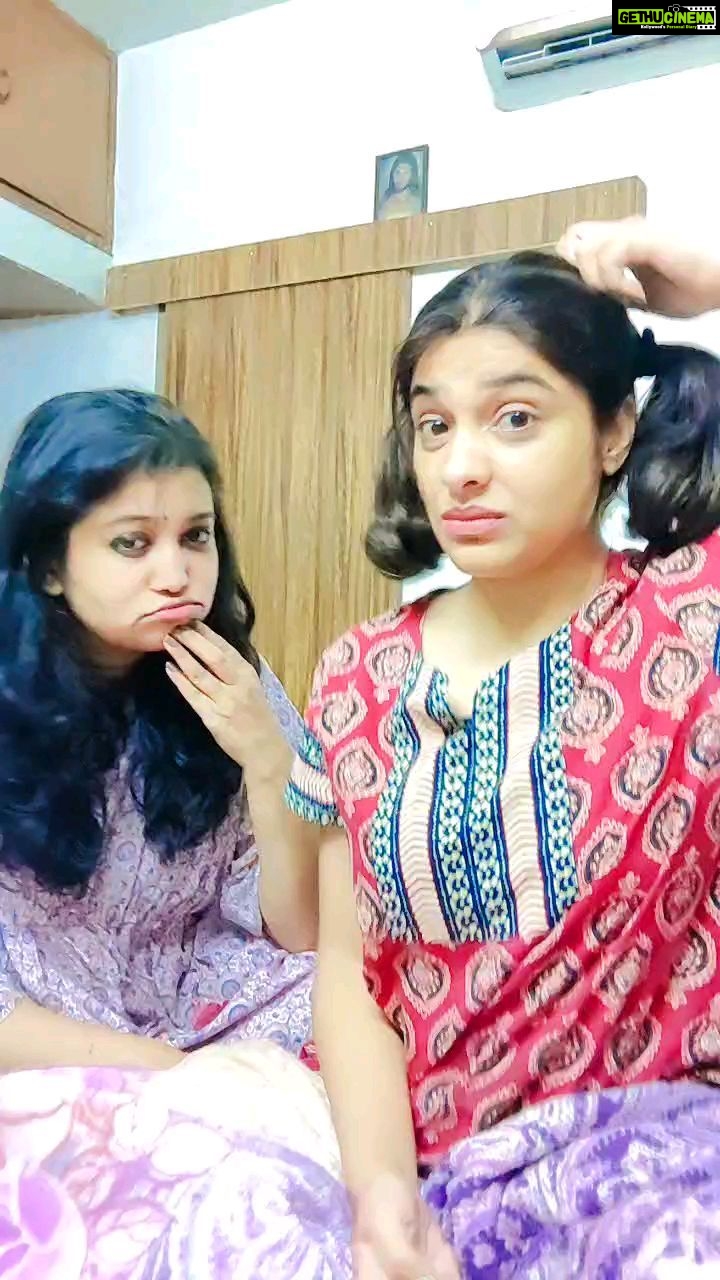 Archana Kavi Instagram - Turture de doo!!!!! @shweta.k81 . . . . . . #turtureplease #10rupayeteturtare #reelitfeelit #reelkarofeelkaro #reelvideo #instagramreels #staysafe #stayhappy