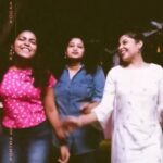 Archana Kavi Instagram - From the reel queen @jessnajinesh04... She can make you dance anywhere... Thankfully I had @shweta.k81 as company. . #reels #reelsinstagram #reelitfeelit #reelsvideo #reelkarofeelkaro #justinbieber