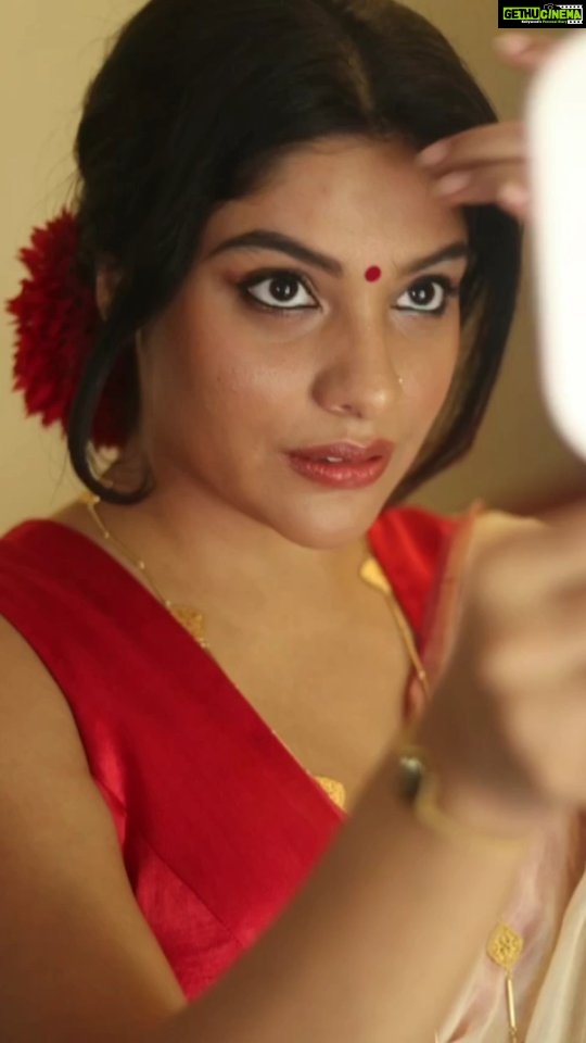 Archana Kavi Instagram - Rooh ❣️ Photographed @jaisonmadany Styled by @diyaaa_john × @sandra_resmi Outfit @saltstudio MUA @merins_remyamerin Editing @rahulmadhu10 Special thanks to @faris_hind @_thomson.george_ #saree #sareelove #redsaree #red #tissuesaree #archanakavi #sutasaree #suta #beauty #gorgeous #elegance #elegantoutfit #ethnicwear #ethnic #saltstudio #bestboutiqueinkochi #instagood #insta #instagram #instadaily #explorepage #explore #sareeelegance Kochi, India