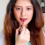 Arishfa Khan Instagram - Reverse ombré lip technique😍💄 Lip liner: Swiss beauty (Choco nude-03) Lipstick @mishymecosmetics Matte liquid lipstick Nude shade: Cherry Chocolate Red shade: Señorita ❤️ Go and shop now from our website www.mishymecosmetics.com ✨ Try karo ye technique and batao kaisa lagi aap sabko?😍 #makeup #reverseombrelips #technique #tutorial #arishfaxmakeup
