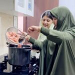 Arishfa Khan Instagram - Eid ki daawat ko banaye khaas with @daawatofficial ✨ Kyunki Eid ki Biryani sirf Daawat Biryani❤️ #Eidkibiryani #SirfDaawatBiryani #DaawatBiryaniBasmati #EidMubarak #Ramadan #DaawatTheFinest