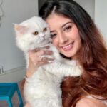 Arishfa Khan Instagram - Those who teach the most about humanity aren’t always human🫶🏻❤️ #oreo