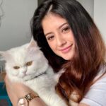 Arishfa Khan Instagram - Those who teach the most about humanity aren’t always human🫶🏻❤️ #oreo