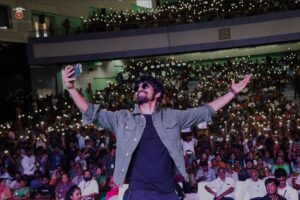 Arjun Das Instagram - Thank you for the love!
Sending lots & lots of love back to you ❤️🤗

📸 @blood._.photography 
@kec_photography_club