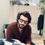 Arjun Kapoor Instagram – Brunch with my ace photographer 😜 
📷 – @malaikaaroraofficial