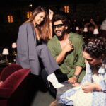 Arjun Kapoor Instagram - A night out with the family for #TheNightManager ✨🤓 @malaikaaroraofficial @sonamkapoor @adityaroykapur @rheakapoor @anilskapoor @vaishnavpraveen @thehouseofpixels @amaker7