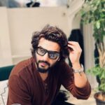 Arjun Kapoor Instagram – Brunch with my ace photographer 😜 
📷 – @malaikaaroraofficial