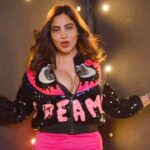 Arshi Khan Instagram - Gulabi si subah #arshi #arshikhan #arshikhanofficial #arshikhanteam #reelsinstagram #reelsvideo #reelsindia #reelitfeelit