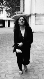 Arshi Khan Instagram - Marega Kya …??? 🤣 w/ @arshikofficial 
.
.
.
.
.
.
.
.
#comedy #comedyvideos #comedyreels #comedymemes #lastminute #lastminute21 #fun #funny #funnyreels #funnymemes #reels #reel #reelkarofeelkaro #reelitfeelit #reeloftheday #reelsofinstagram #reelsvideo #reelsindia #reelsviral #reelsinsta #reelslovers #reelsexplore #reelstrending #trending #trendingreels #fyp #viral