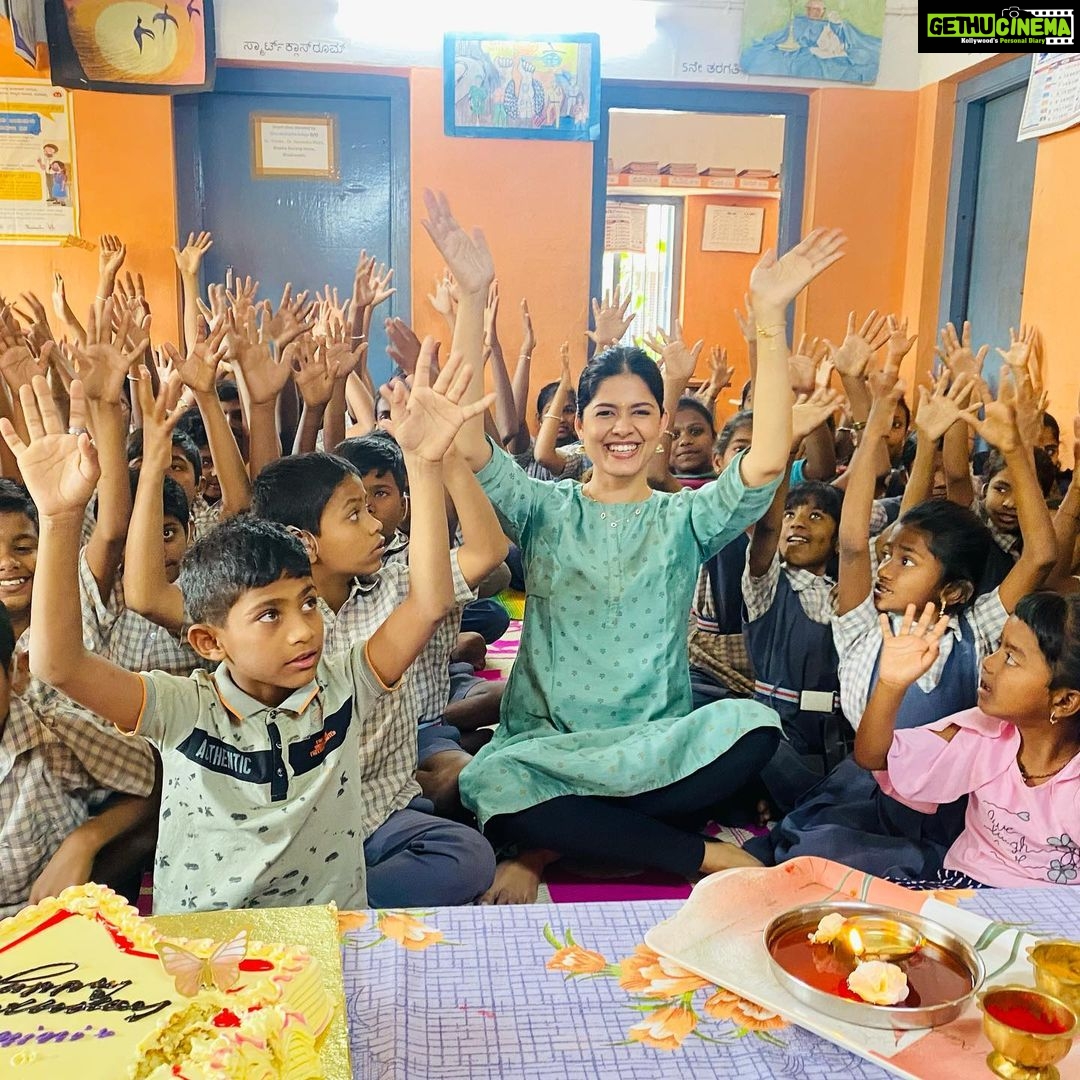 Asha Bhat Instagram - God hears and sees things that humans fail to. Visited Taranga school for specially abled kids in my home town #Bhadravathi . Moved & speechless with their innocence & compassion. Their kindness and talent are sterling. Assured them their Asha Akka is always by their side! ❤️