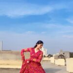 Asha Bhat Instagram - Dil diya gallan 😌 Dare. Dream. Dance ✨