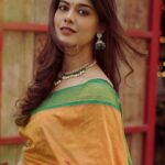 Asha Bhat Instagram - Reigning my love for the timeless classic 🧡 Do check out @nerige.story !! Love their sarees 😊 @chitrapriyadarshini @poojanadig #saree #sareelover #sareelove #sareestyle #india #karnataka #