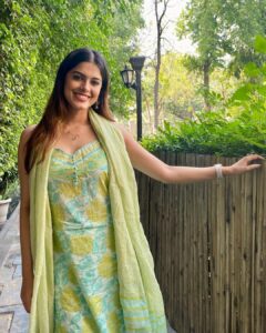 Asha Bhat Instagram - In a world where you can be anything, be kind ✨
Sending love to all 💚
