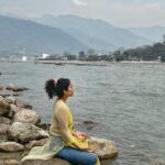 Asha Negi Instagram – I just read something that said..

The older I get, the less I hold grudges. I can be civil with people I don’t like. I can congratulate people even if they have previously annoyed me. I can speak kindly of people even if we are no longer close. I can do all this while keeping my distance and protecting my peace.

And I couldn’t agree more💙🌻