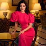 Asha Negi Instagram - इक तुम ही नहीं तन्हाँ, उलफ़त में मेरी रुसवा.. इस शहर में तुम जैसे दीवाने हज़ारों हैं..!!💘 @fitlookmagazine Founder @mohit.kathuria1987 Wearing @fitlookoriginals Shot by @praveenbhat Stylist @dikshapopliii Make up @saanvimadan_artistry Hair by @sachinhairartistry Jewellery @yashornaments_delhi Location @radissondelhi Artist Reputation Management: @planetmediapr
