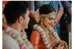 Asha Sharath Instagram - Some pictures and moments from Pankus Weddings💖
Saree : @ashasharathcollections