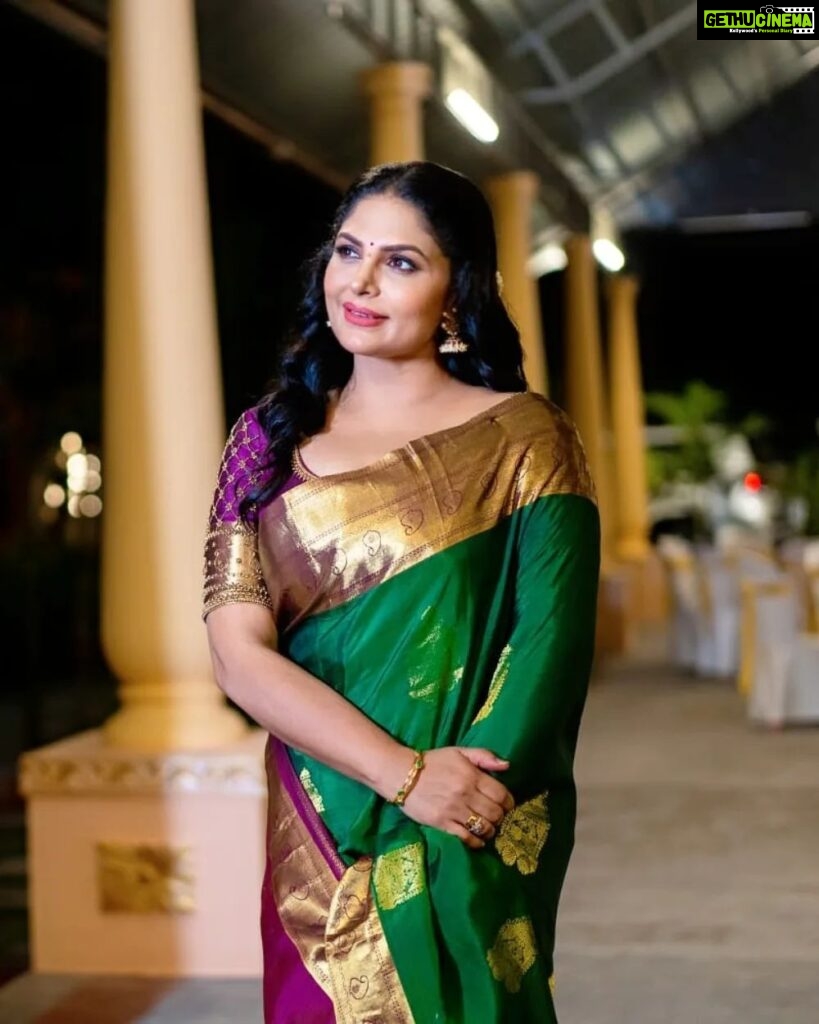 Asha Sharath Instagram - I love collecting unique sarees and Jewellery...coming soon: Asha Sharath Collections🙈🙏💖. Jewellery; Asha Sharath Collections Saree: Asha Sharath Collections Makeup: @Amal_ajithkumar