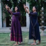 Asha Sharath Instagram – Here is the reels challenge🤩. Welcoming all dance lovers to submit under #khedda #benzyproductions #ashasharathofficial before December 10th to win gold coins🌟. I cannot wait to see your reels and perform with you💞

@kheddathemovie
@asha_sharath_official
@thesudevnair
@uthara.sharath
@bijudhwanitarang
@benzyproductions
@saregamamalayalam

#AshaSharath #Khedda #KheddaMovie #BenzyProductions #KVAbdulNazar #ManojKana #PrathapPNair #Manoj Kannoth #Bijipal #SreevalsanJMenon #ManojKuroor #KavithaJayaram #ManojKanoth #RashidAnappadi  #SaregamaMalayalam #MovieTag #reelschallenge