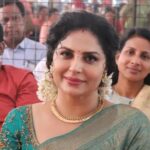 Asha Sharath Instagram - I have no words to express my happiness on being honoured as a Chief Guest for a "Dream come true" event - The Kerala Yuvajanotsavam 2023, happening now in Calicut, in its full glory, along with our Honourable Chief Minster Sree Pinarayi Vijayan Sir and his team of Ministers 🙏🙏. Being an artist, a dancer and a teacher, gracing this stage means a lot to me🙏🙏😊. Wishing all the participants the very best and congratulations for being selected for this glorious event😊😊🙏🙏. Thank you Calicut for the love care and affection that you have showered on me ❤️❤️. Thank you all 🙏🙏😊