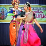 Asha Sharath Instagram – It was so much fun dancing with my daughter as lord Krishna and Radha at Pisharikkal Temple 🙏💙💜💖
#krishna #radha #radhakrishna