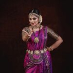 Asha Sharath Instagram – Dancing to the rythmn of my life💗
Dance costumes & Jewellery: @ashasharathcollections
💄 @mukeshmuralimakeover 
📷 @sonaweddingcompany