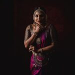 Asha Sharath Instagram – Dancing to the rythmn of my life💗
Dance costumes & Jewellery: @ashasharathcollections
💄 @mukeshmuralimakeover 
📷 @sonaweddingcompany