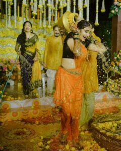 Asha Sharath Instagram - Haldi fun🌟🌼