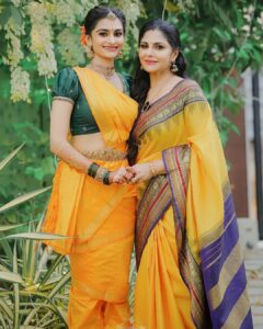 Asha Sharath Instagram - Some haldi moments 🌼
Saree : @ashasharathcollections