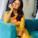 Ashi Singh Instagram - Hello post from SuMeet ♥️ Few days left. Keeping watching Meet on ZeeTV mon-sunday 7pm. . #AshiSingh #AshiSinghAsMeet #AshiAsSumeet #MeetOnZeeTV #MeetBadlegiDuniyaKiReet