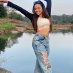 Ashi Singh Instagram - I'm smart. I just do stupid things. I'm here for a good time, not a long time. 😋✨🌟