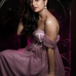 Ashika Ranganath Instagram - Hellloooo!!! how’s Sunday treating you 🙌🏻 Outfit @laxmikrishnaofficial Make up @makeupbymadhushreeganapathy 🤗 Styling @manogna_gollapudi Earrings @thetrinkaholic Shot by @abhishek_pallati Edited by @vasukikarkone