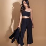 Ashika Ranganath Instagram - Cover Shoot for @tulipmag Shot by : @theportraitstudio_tps Hair & Makeup- @dileep_mua @bunnu_95 Stylist : @manogna_gollapudi Asst Stylist : @stylefiles_bydeepikareddy @styledbysashi