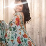 Ashika Ranganath Instagram - Outfit @mahimamahajanofficial Styling @manogna_gollapudi Jewellery @houseofqc Make up @sminkupofficial Hair @thimmappa180 Photographer @chinthuu_klicks
