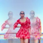 Ashika Ranganath Instagram - A dancing reel for you’ll after a long time ♥️ Couldn’t stop tapping to this tune 💃 #jimmikiponnu #ashikarangnath