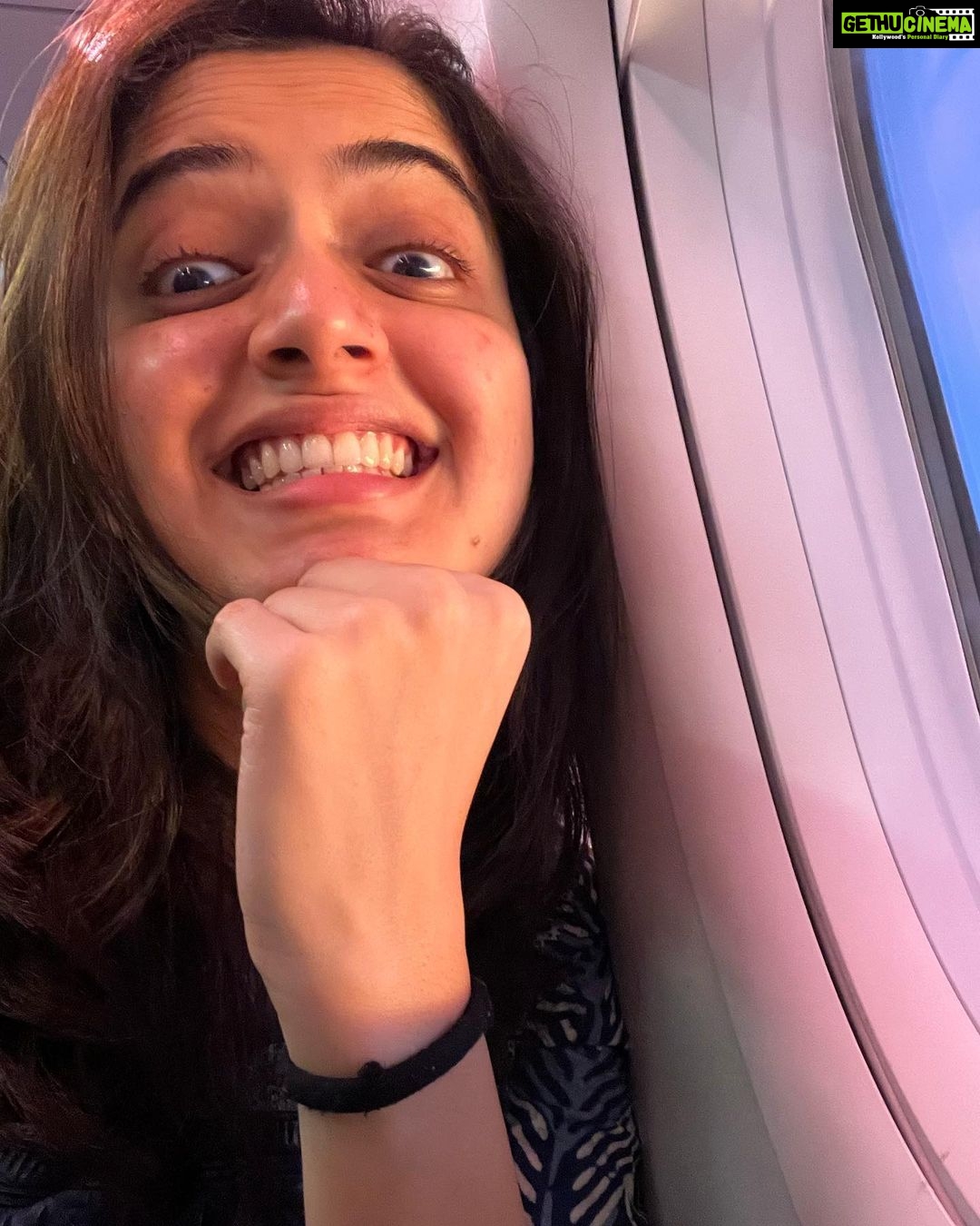 Ashika Ranganath Instagram - Never miss a chance to fly at sunsets 🌅 I wouldn’t 🤭 Don’t forget to look at my happy faces, swipe left…