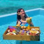 Ashnoor Kaur Instagram - Found my paradise🏝️🐚🥥 🌺 . . 📍 @sunsiyamiruveli @sunsiyamresorts 🤝 @planmyleisure 🩱 @angelcroshet_swimwear #iruveli #sunsiyam #planmyleisure #maldives #floatingbreakfast #goodvibes Sun Siyam Iru Veli