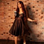 Ashnoor Kaur Instagram - Coffee in one hand, confidence in other🤎 . . . #WhatIWore #ashnoorstylediaries Wearing @siseraa_ Styled by @styling.your.soul @socialpinnaclepr 📸 @ketangadkar 📍 @thribecreatorslab