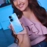 Ashnoor Kaur Instagram – The other day, I just saw Jackie sir asking about the features of the vivo T2 5G series. So, I decided to show him all that makes the vivo T2 5G series, the top performer!

Do you know about its biggest superpowers that help it multi-task efficiently?

Its crystal-clear AMOLED Display, 64 MP OIS Anti-Shake Camera, and Snapdragon 695 5G Processor!

In this fast-paced life, you need a phone that matches up to your pace, and the vivo T2 5G series just fulfills that!

Get. Set. Turbo with vivo T2 5G series!

To know more, head to @vivo_india page!

#GetSetTurbo #TurboLife #vivoT2Series #5G