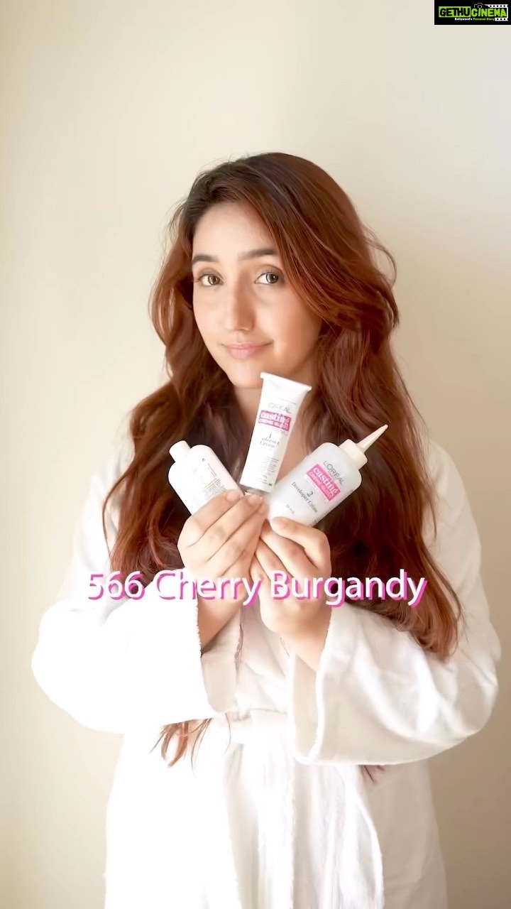 Ashnoor Kaur Instagram - #AD Get a trendy new hair transformation for Baisakhi at home in just 30 mins with the L'Oreal Paris Casting Creme Gloss Ultra Visible! I'm just in love with my new hairđź’•. I chose the 566- Cherry Burgundy, from their Ultra Visible Range. It has no ammonia, gives a vibrant colour even on dark hair and it lasts 32 washes. It made my hair 5X glossier and shinier. Buy yours from @amazonfashionin @lorealparis #CastingCremeGloss #UltraVisibleHairColour #WearYourFestiveHair #LOrealParis #LOrealParisIndia