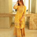 Ashnoor Kaur Instagram - Baisakhi diyan lakh lakh vadaiyaan💛 . . Wearing @nehamtaonline Styled by @styling.your.soul x @lmaoanshi