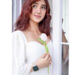 Ashnoor Kaur Instagram - Fait avec amour🤍