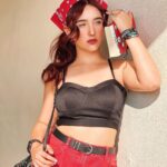 Ashnoor Kaur Instagram - Amour♥️ 1,2,3 or 4?