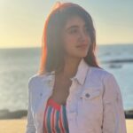 Ashnoor Kaur Instagram - Life lately🤍🌅