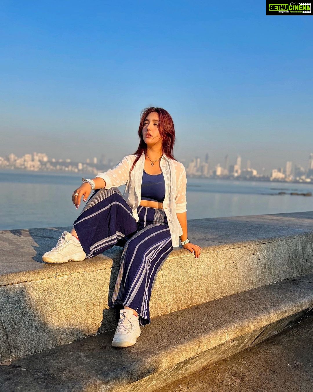 Ashnoor Kaur Instagram - Album: recentđź’™